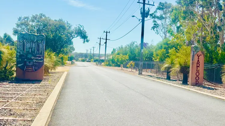 9 MCDOWELL STREET, Yarloop WA 6218