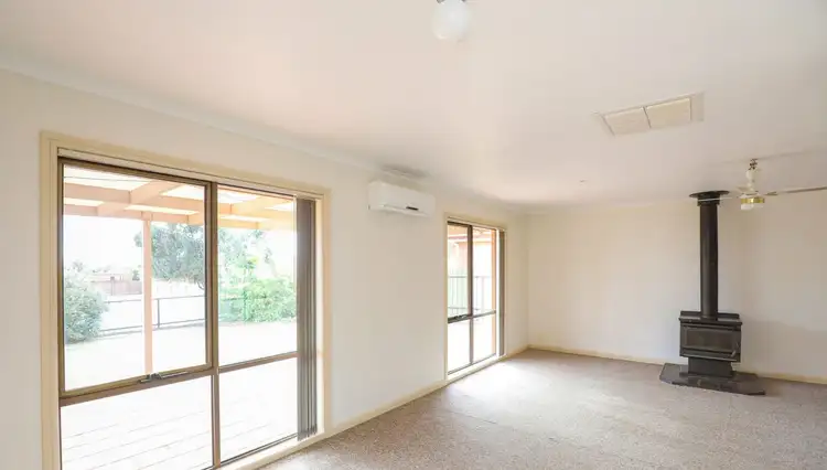 Fifth view of Homely house listing, 6 Smith Close, Mildura VIC 3500