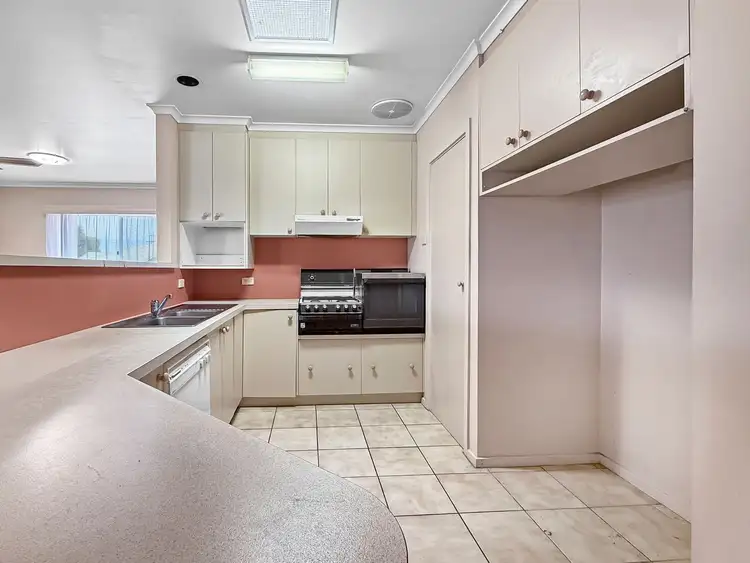 Fifth view of Homely townhouse listing, 2/12 Northgate Street, Mooroopna VIC 3629