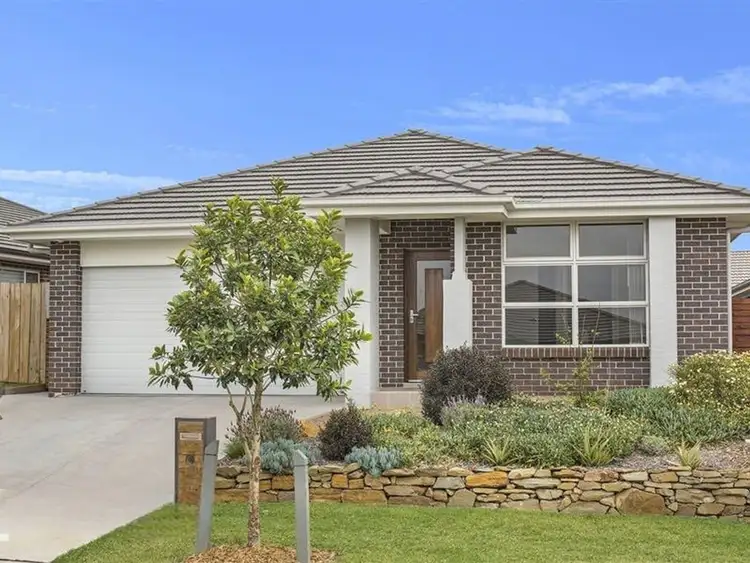 15 Bourne Ridge, Oran Park NSW 2570