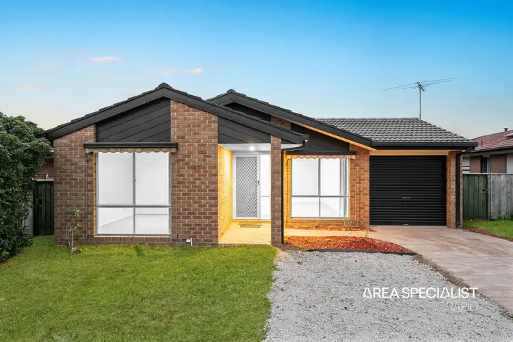 27 Cumberland Chase, Hampton Park VIC 3976