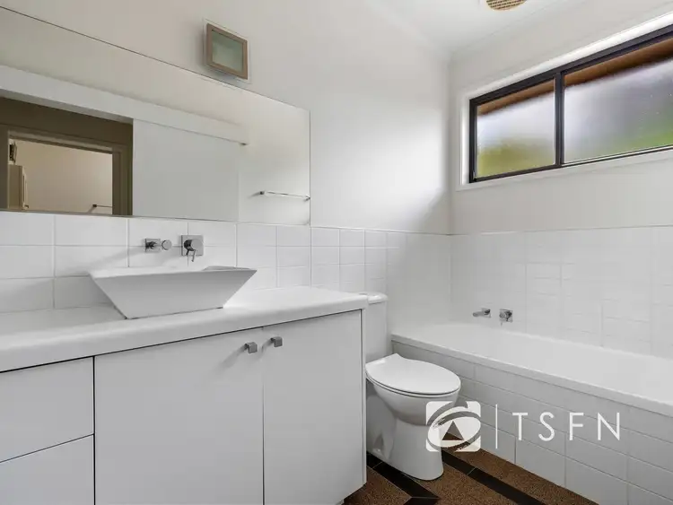 Fifth view of Homely house listing, 16 Naranghi Drive, Strathdale VIC 3550