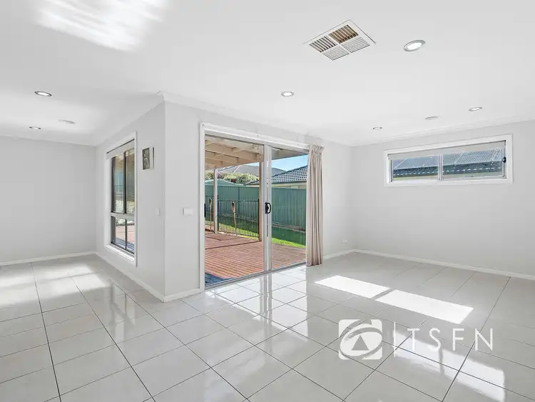 Sixth view of Homely house listing, 2 Akins Rise, Golden Square VIC 3555