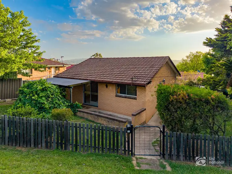12 Blake Street, Armidale NSW 2350
