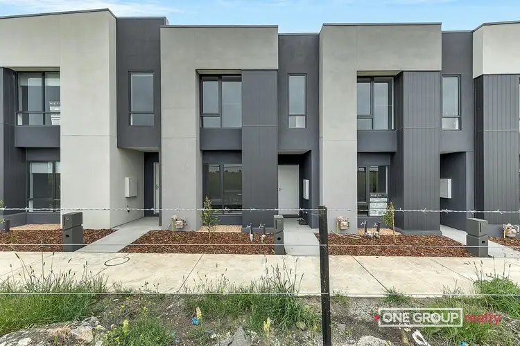 10 Zircon Walk, Donnybrook VIC 3064