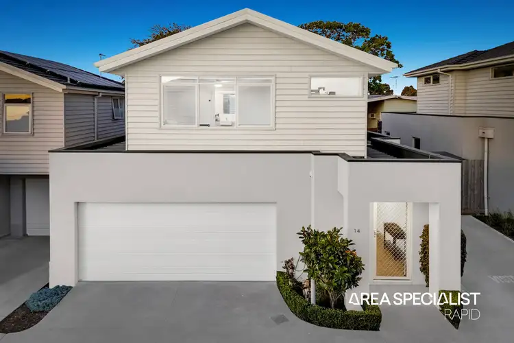 14 Sunnyoaks Lane, Hampton Park VIC 3976
