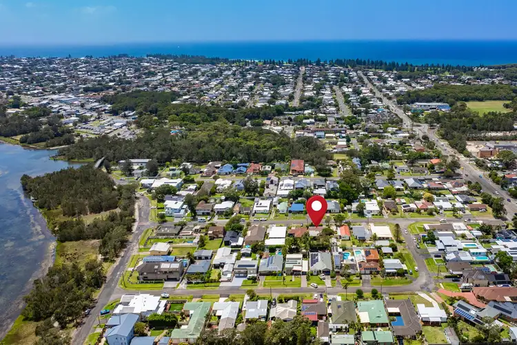 Fourth view of Homely house listing, 11 Armstrong Avenue, Killarney Vale NSW 2261