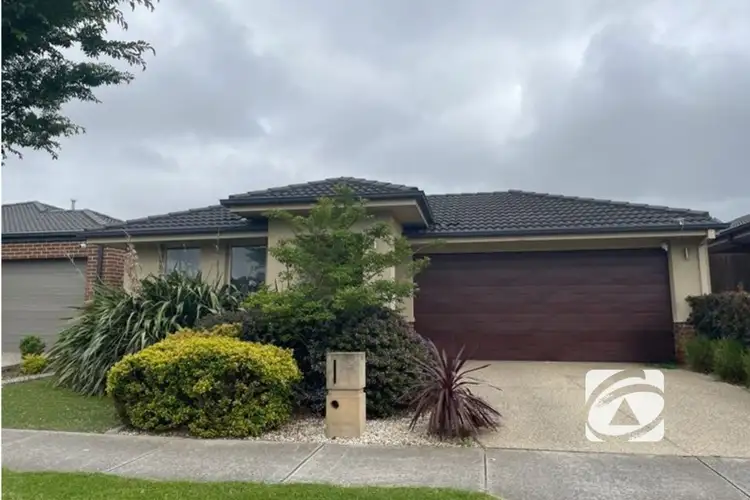 29 Springbrook Drive, Clyde North VIC 3978