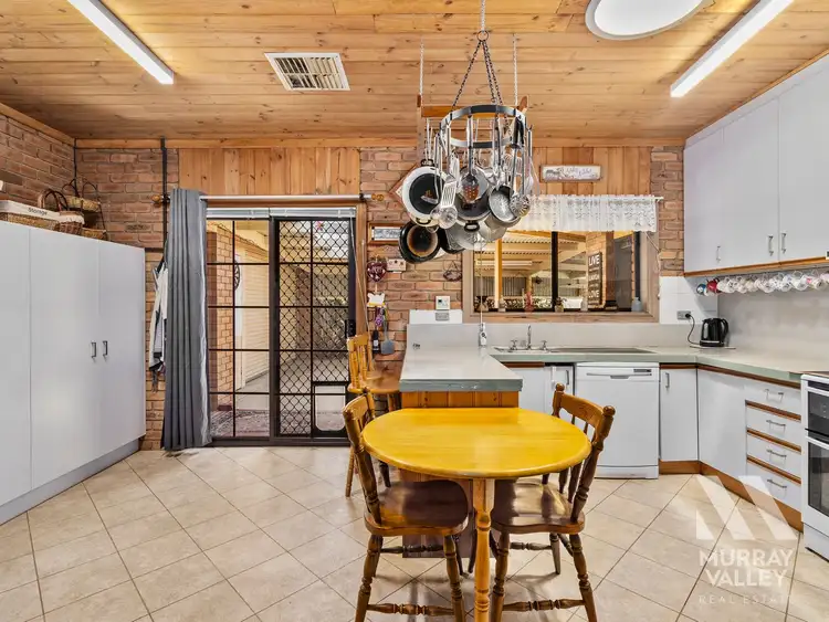 Sixth view of Homely house listing, 8 Janice Court, Yarrawonga VIC 3730