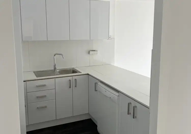 Fifth view of Homely unit listing, 302/5 Enderley Avenue, Surfers Paradise QLD 4217