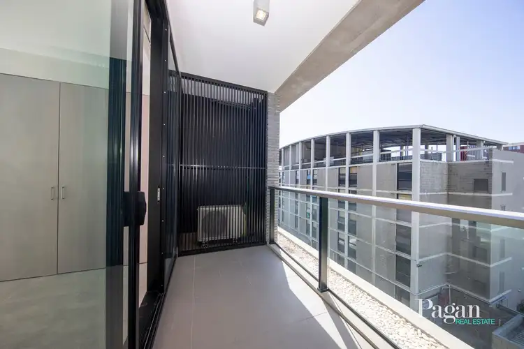 Fifth view of Homely apartment listing, 401/70 Queens Rd, Melbourne VIC 3004