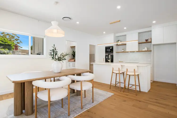 1&2/93 Lakin Street, Bateau Bay NSW 2261