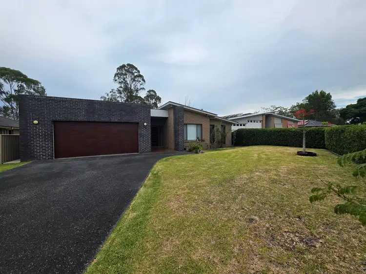 18 John Armstrong Close, Taree NSW 2430