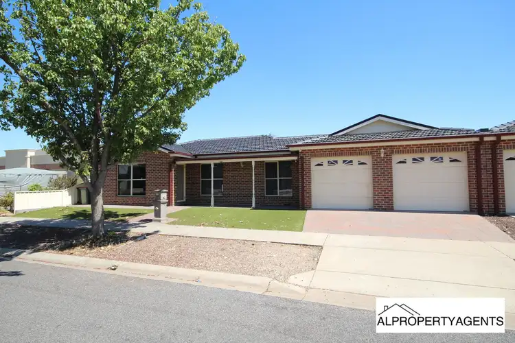 15 Bodey Court