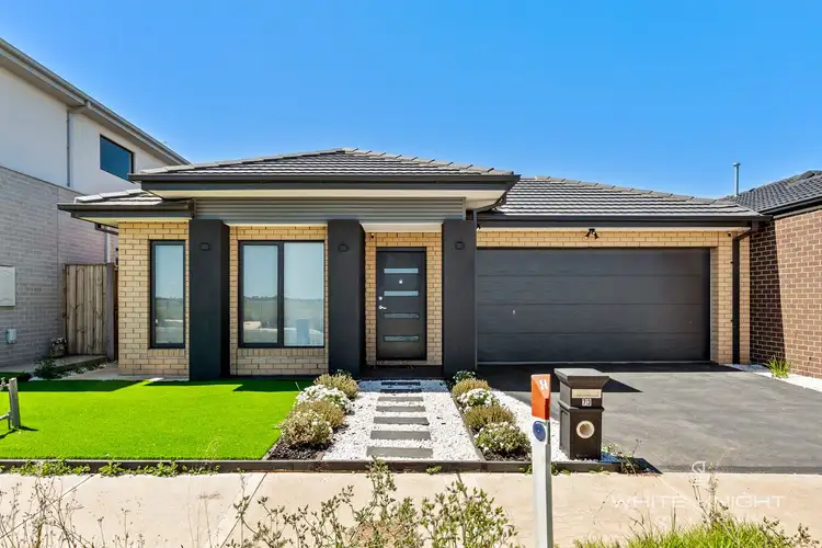 73 Maradona Boulevard