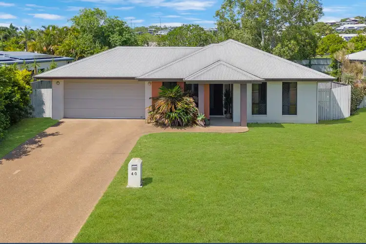 40 Donostia Crescent