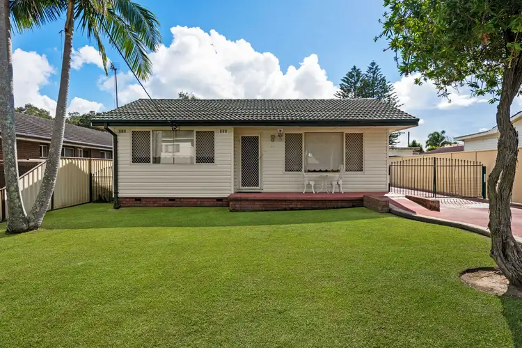 26 McLachlan Avenue