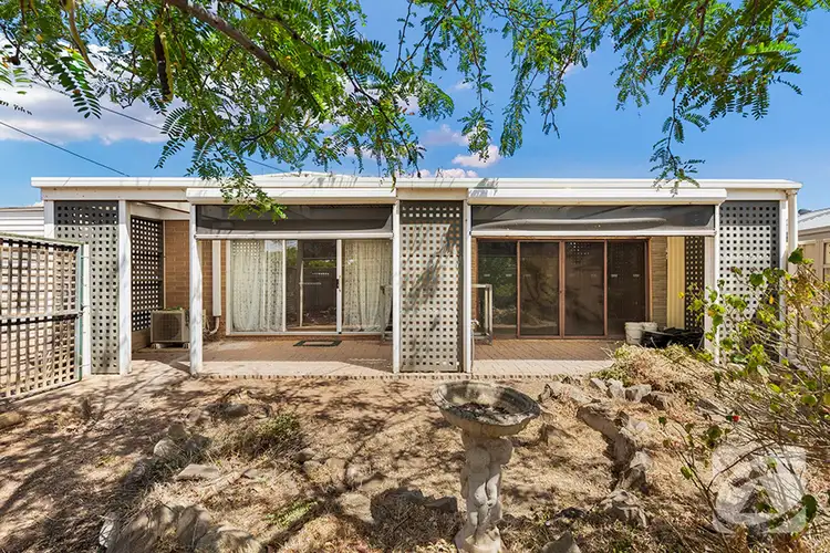 43 Greenwood Crescent