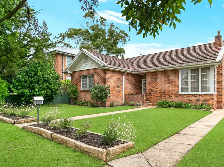 17 Hornseywood Avenue