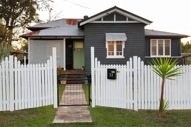 33 Myrtle Avenue