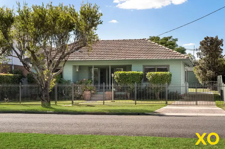 22 Greenwood Avenue