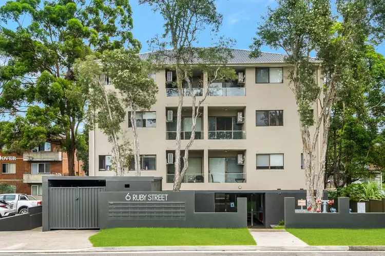 6 Ruby Street