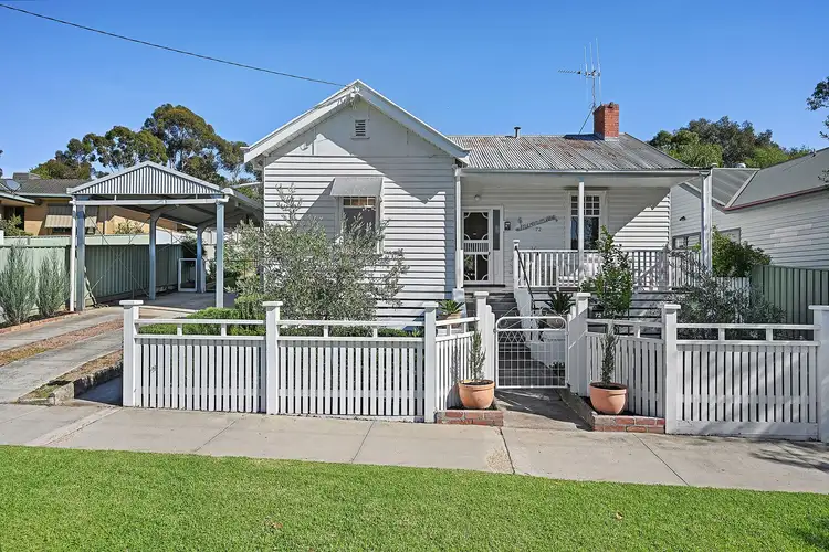 72 Spring Gully Road