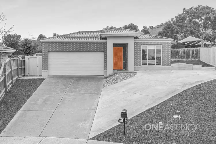 16 St Mellion Close