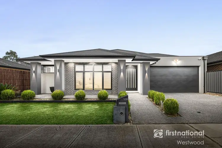 108 Lansdowne Parade