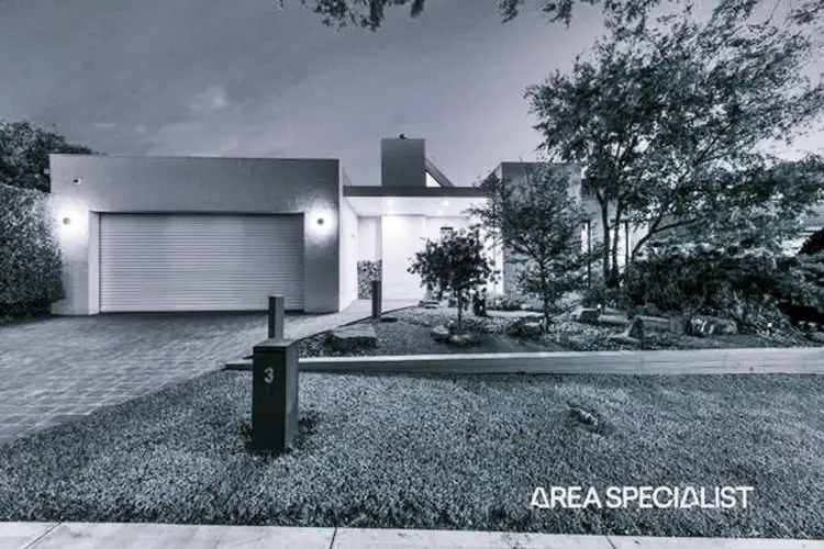 3 Silverleaves Boulevard