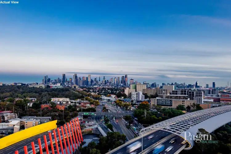 18 Mt Alexander Road