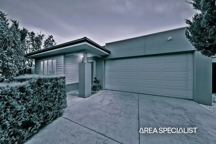 10 Stefan Drive