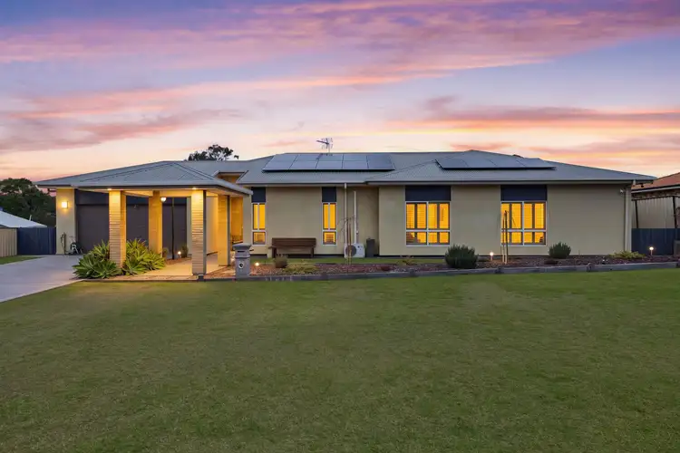 4 Baguley Street