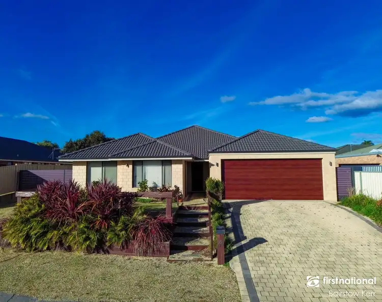 4 Hume Corner