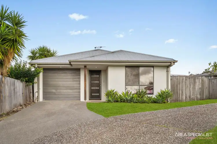 37A Winchester Crescent