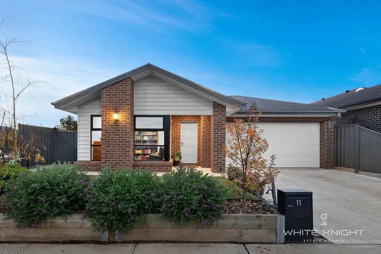 11 Cobalt Crescent