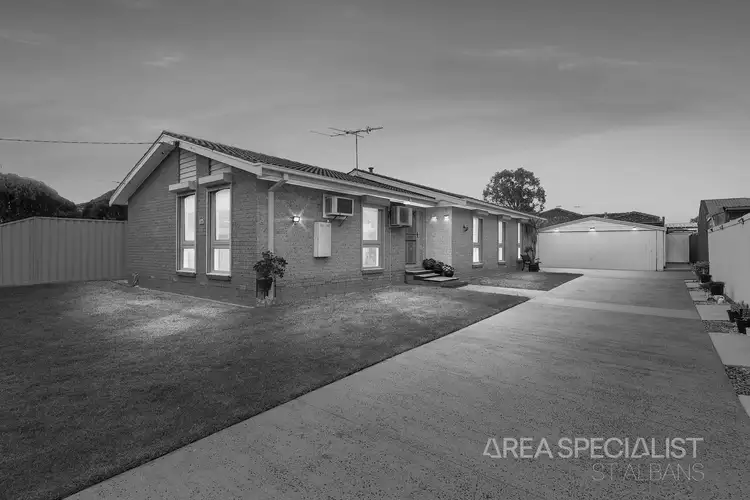 44 Tarana Crescent