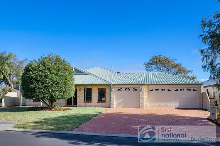 16 Hibbertia Green