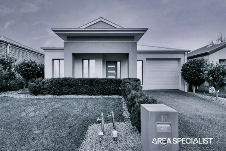 11 Flinders Park Drive
