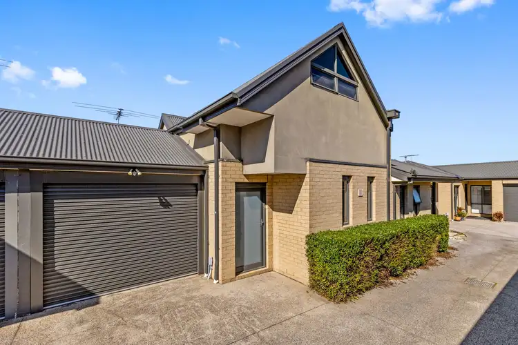 9 Prentice Street