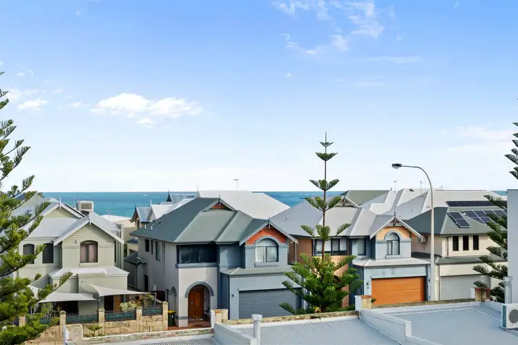 24 LAWLEY STREET