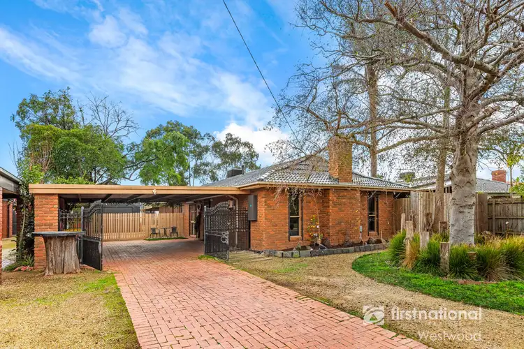 14 Lyall Drive