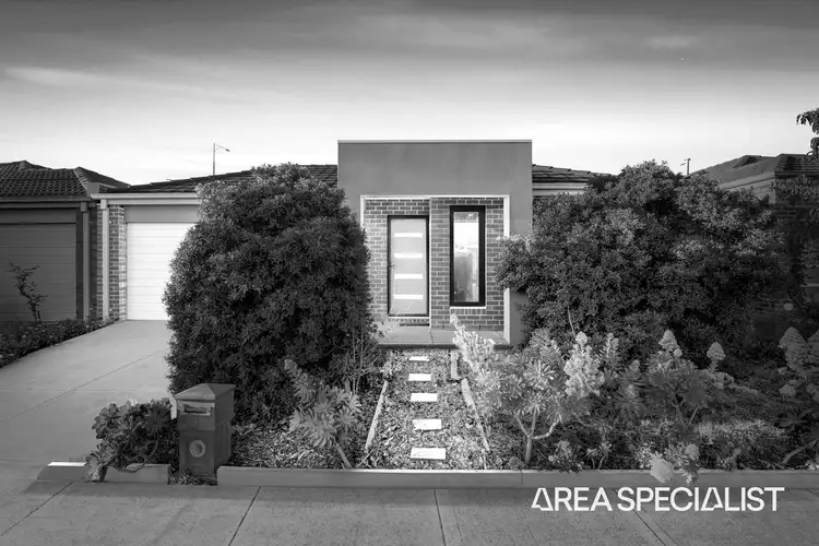 7 Morgan Crescent