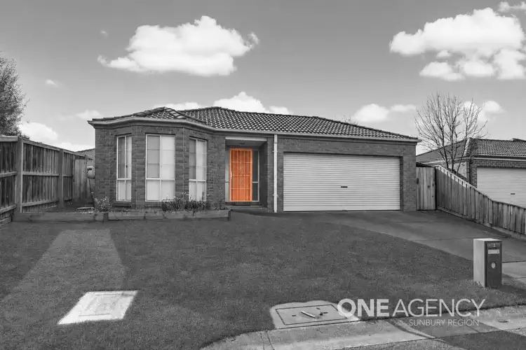 5 Bolt Place