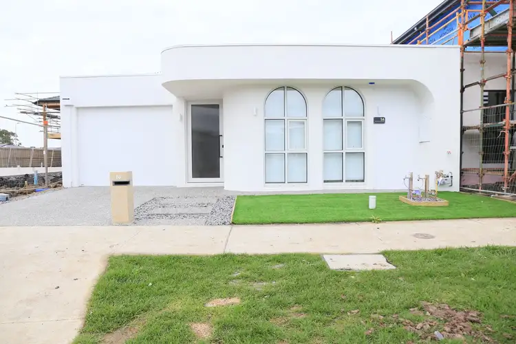 16 Riceflower Road