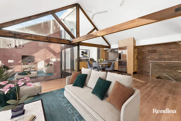 9 La Nauze Lane