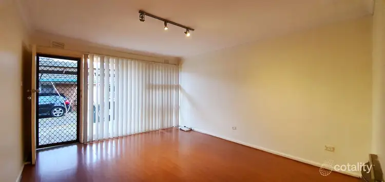 1768 Dandenong Rd