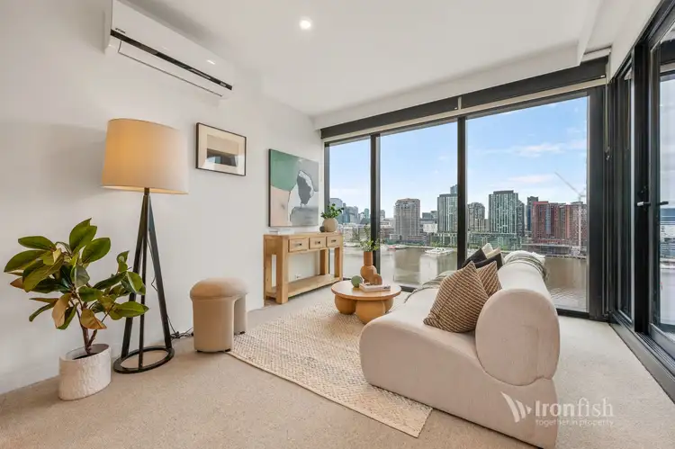 8 Pearl River Road
