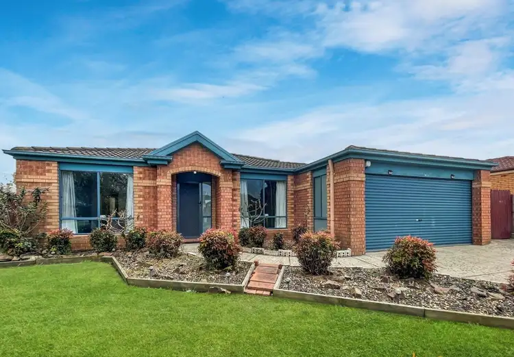 24 Robinswood Parade