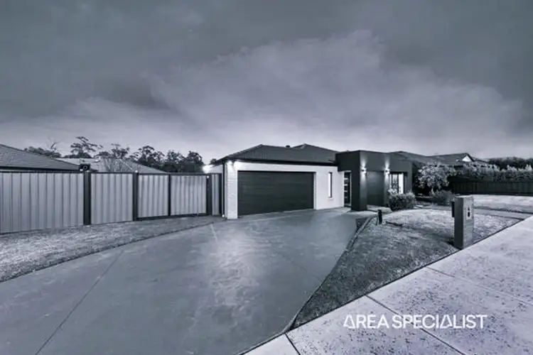 4 Viewgrand Drive